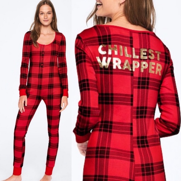 PINK Victoria's Secret Other - PINK Victoria's Secret Onesie Chillest Wrapper 🎁